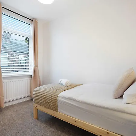 Tatil Evi Modern Duplex 4br Thornaby By With Us *