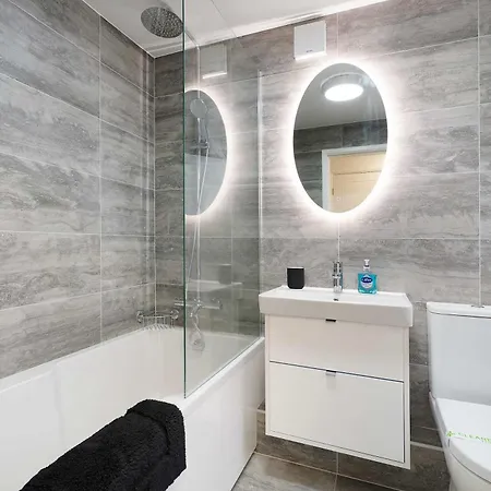 Modern Duplex 4br Thornaby By With Us Hornby (Hambleton)